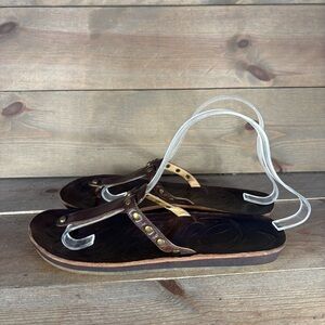 frye jessica womens size 8.5 shoes brown leather studded slip on thong sandals